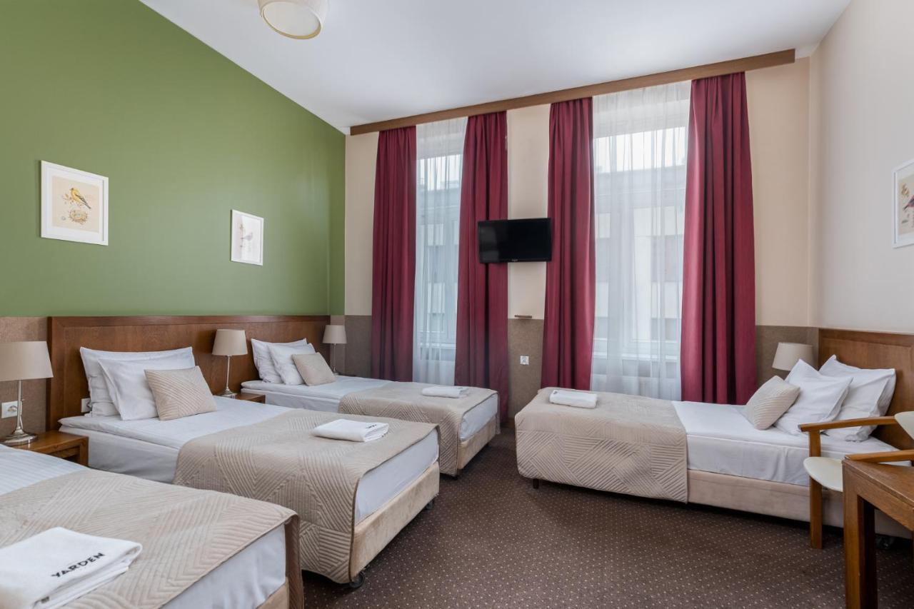 Hotel Yarden By Artery Hotels 克拉科夫 外观 照片