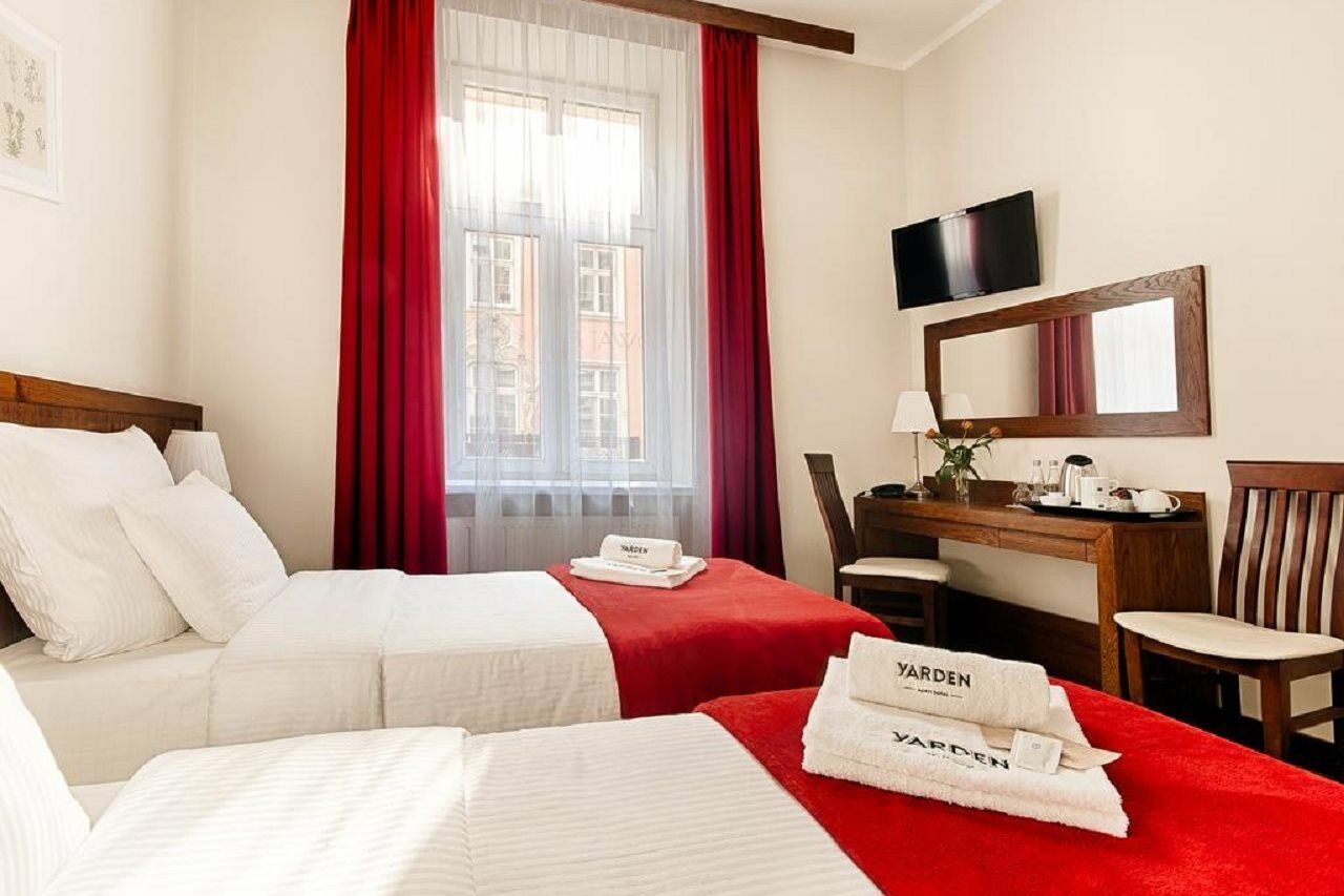 Hotel Yarden By Artery Hotels 克拉科夫 外观 照片